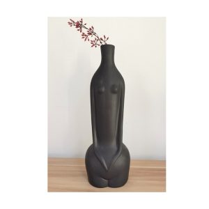 אגרטל פיגורה שחור