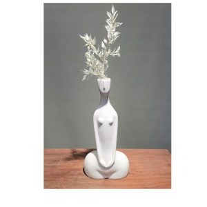 אגרטל פיגורה לבן